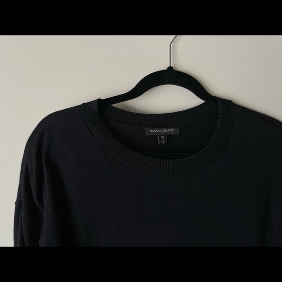 Banana Republic Overlapping Front Knit Top - Picture 5 of 5